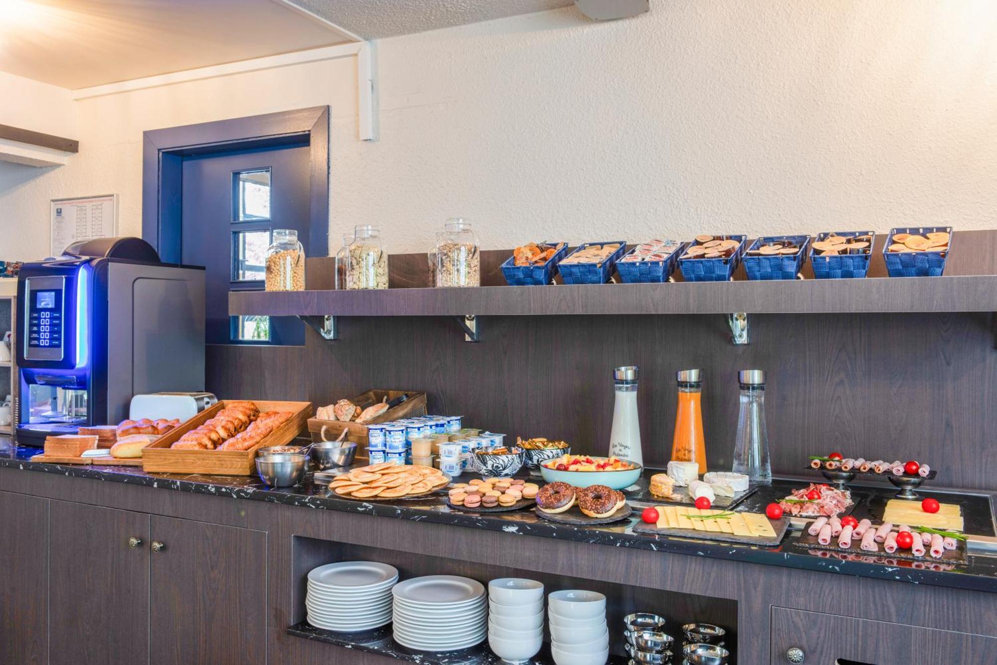 Hotel Kyriad Dieppe Saint-Aubin-sur-Scie Zewnętrze zdjęcie